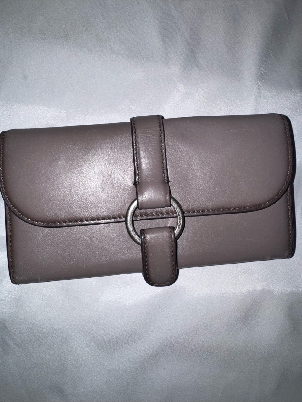 Michael Kors Vintage Leather Ring-Accent Wallet in Taupe